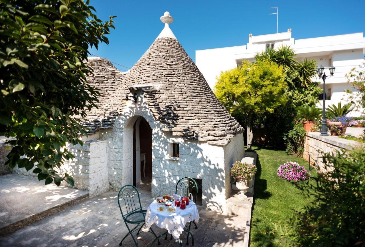Trullo Giardino Fiorito Bed & Breakfast Alberobello Eksteriør bilde