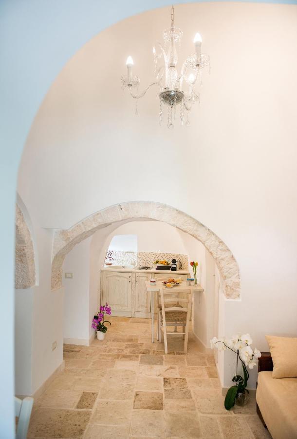 Trullo Giardino Fiorito Bed & Breakfast Alberobello Eksteriør bilde